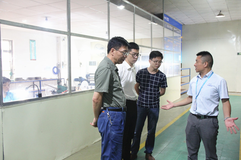 广州船舶及海洋工程院巨头来访第一娱乐实地参观交流